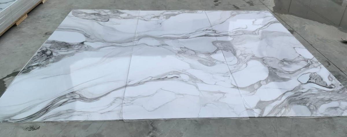 PVC панели със съвпадащи шарки – комплект 3 броя за завършен интериор