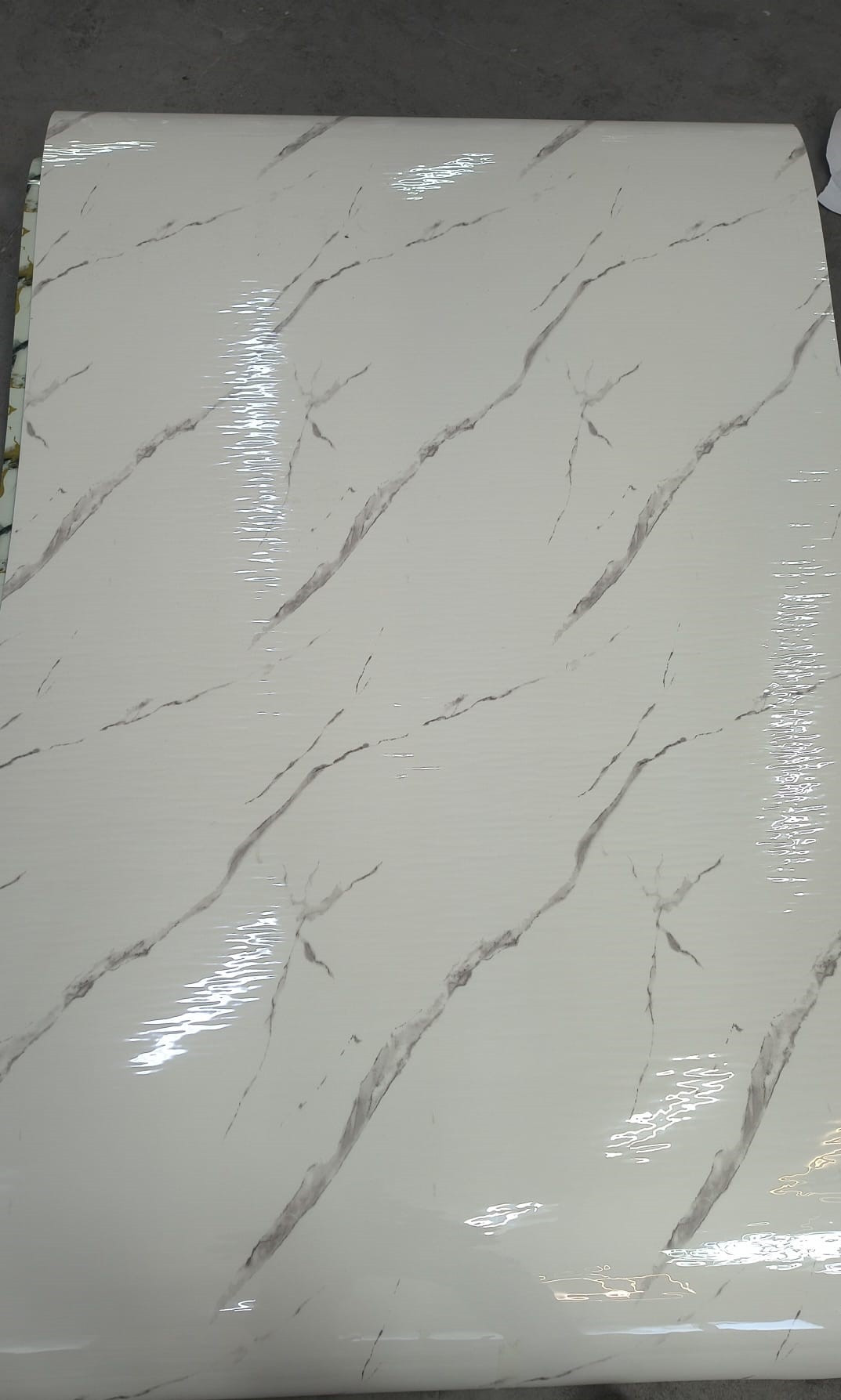 Самозалепващ мраморен панел inter 132