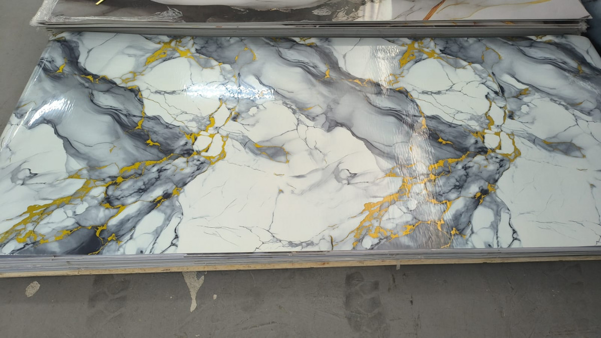 Самозалепващ мраморен панел Calacatta Luxury – INTER 04