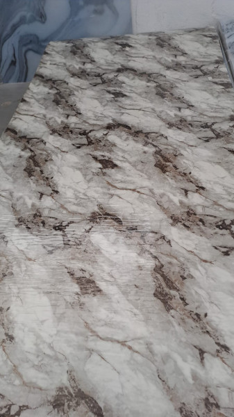 Самозалепващи декоративни панели-модел Inter 018