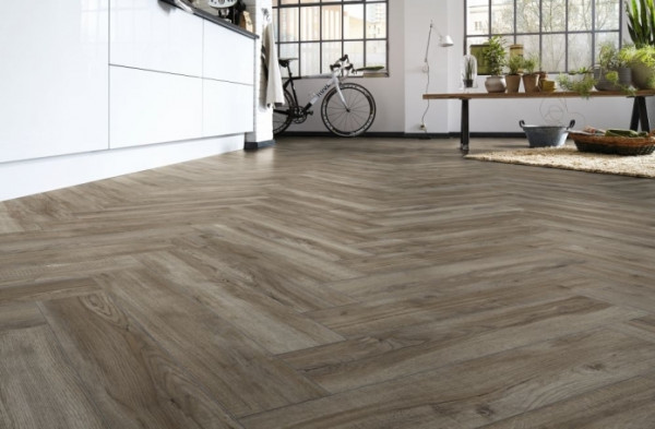 Немски ламиниран паркет Сребърен дъб Монтмело 1004 — AC5 / 10 мм / 4V