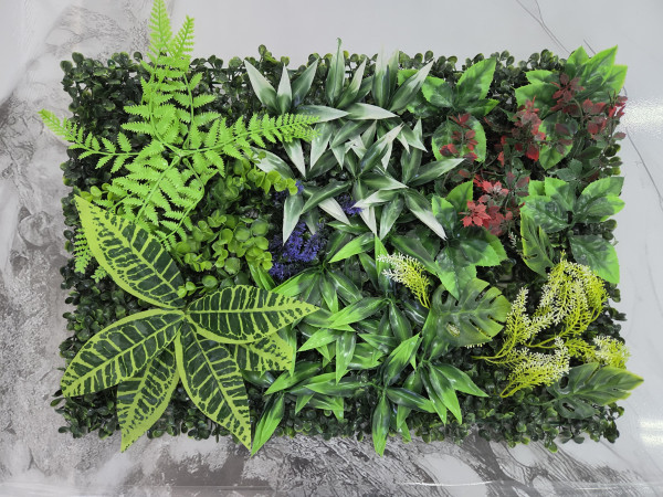 Декоративно зелено пано с цветни акценти inter 40-13