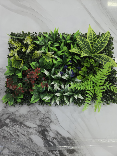 Декоративно зелено пано с цветни акценти inter 40-13