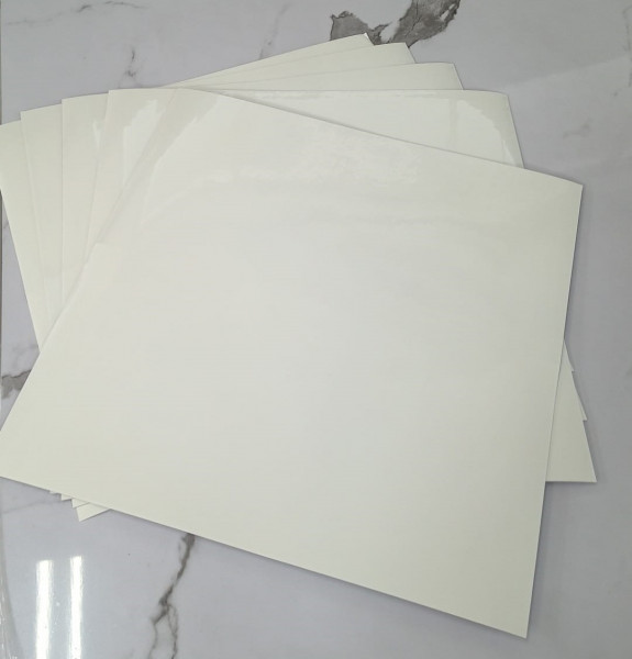 Самозалепващ панел за таван – бял гланц (силно лепило)